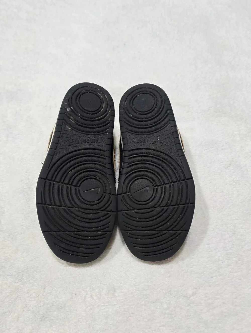 Boy's Nike Court Sneakers Borough Low 2 Black Casual Shoes Size 13 Youth